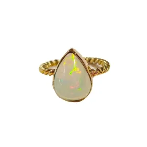 14 KT Teardrop Opal Ring