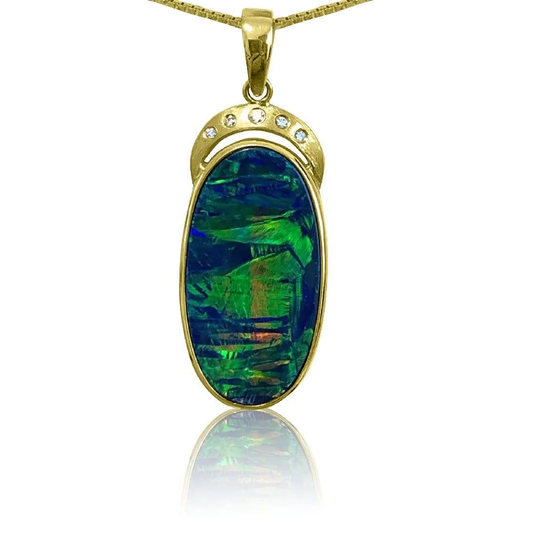 14kt Yellow Gold pendant with Opal and Diamonds