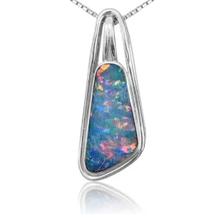 18kt White Gold Opal pendant