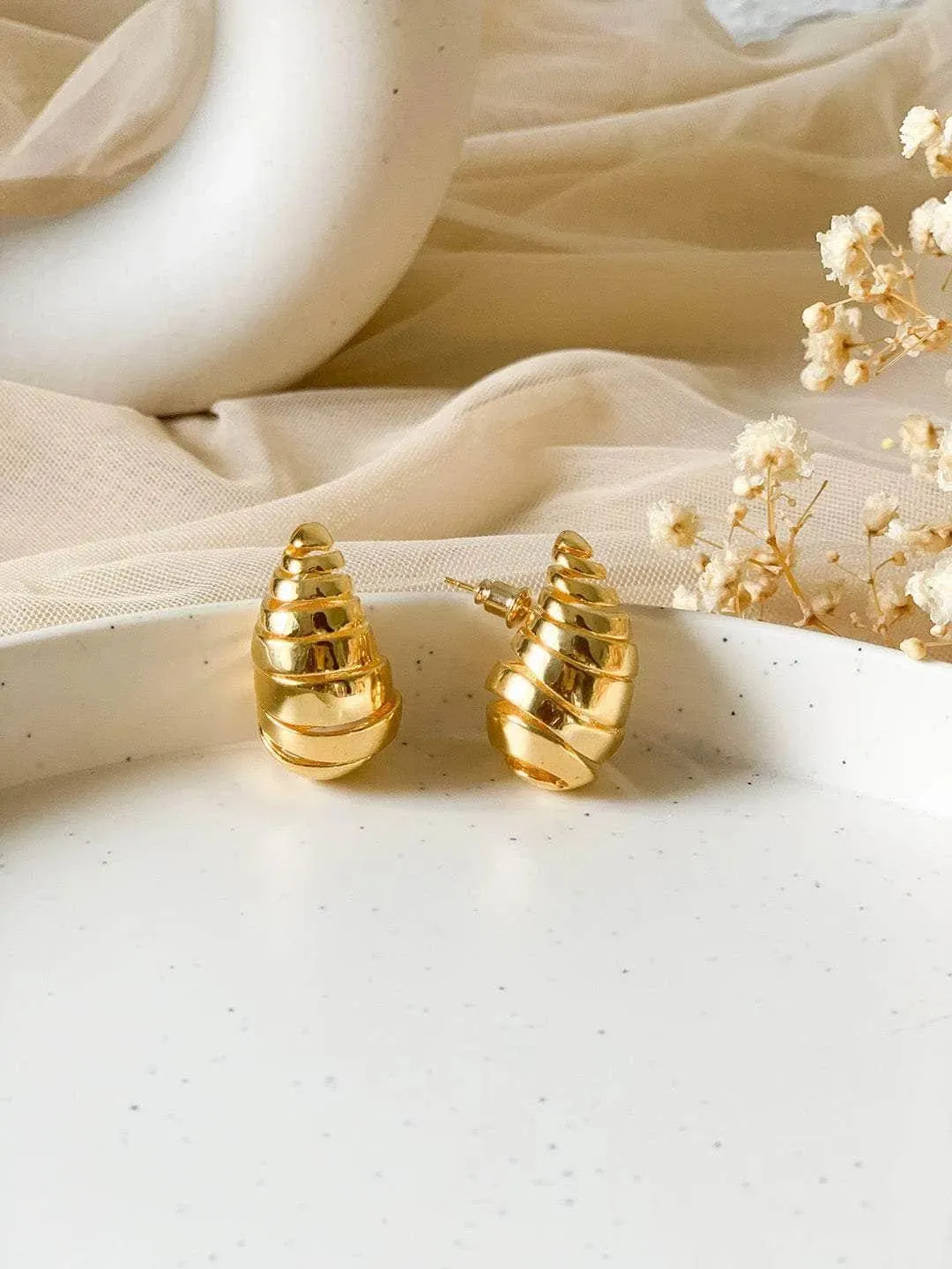 Dome Drop Earrings Gold