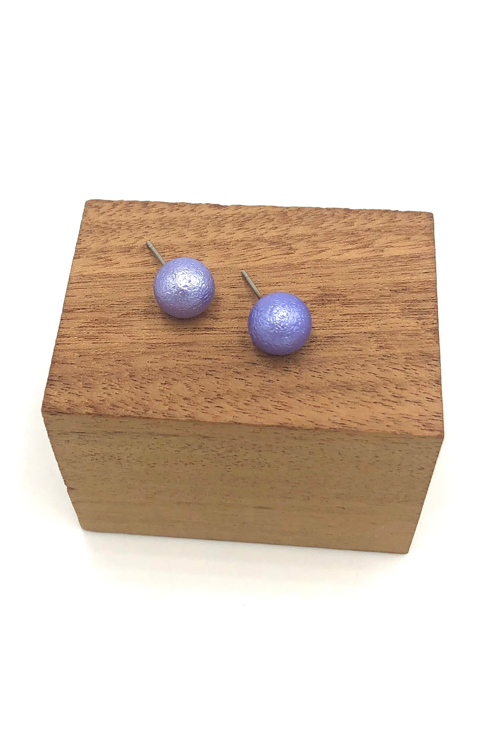 Periwinkle Pitted Lucite Large Ball Stud Earrings