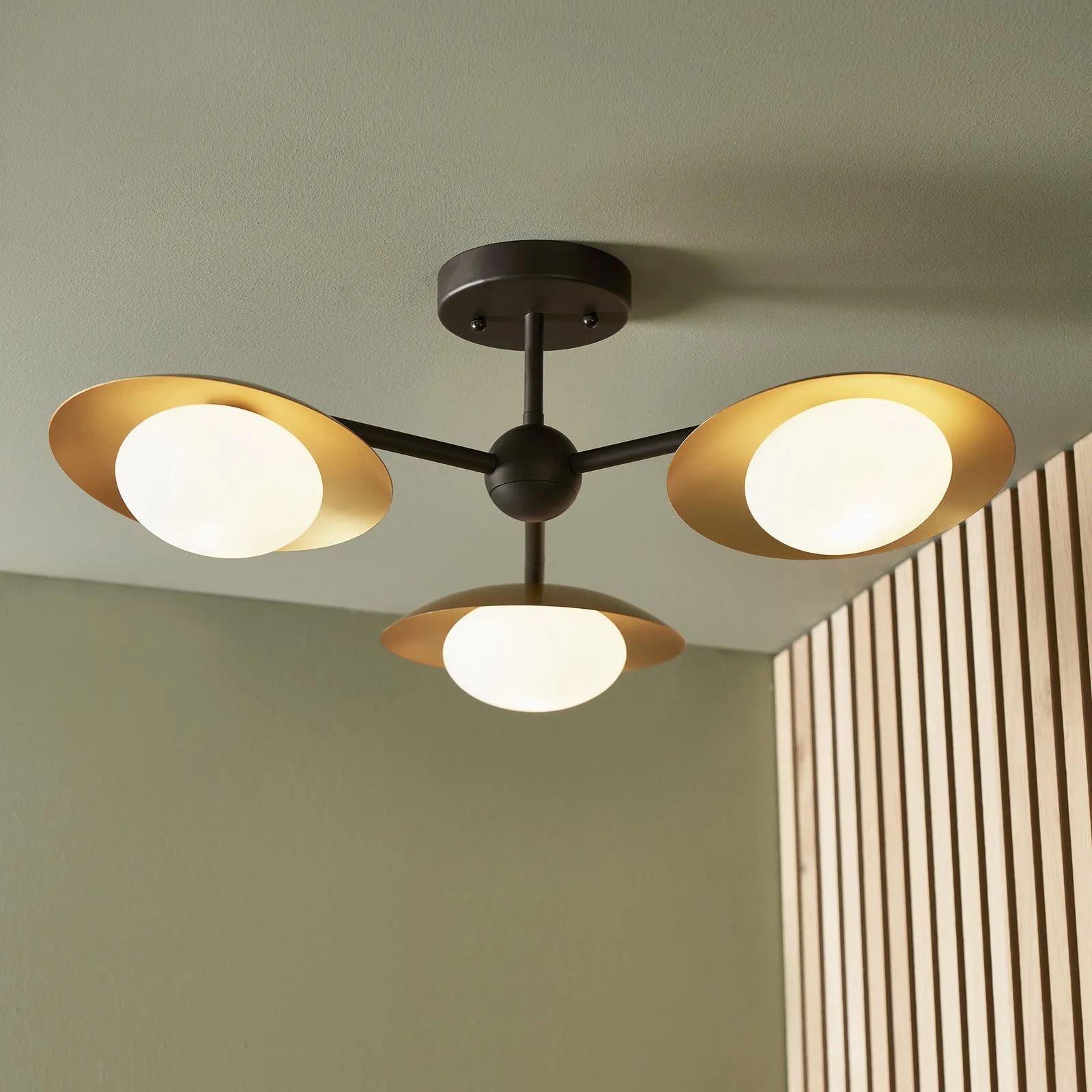 Saturn 3-light Semi flush