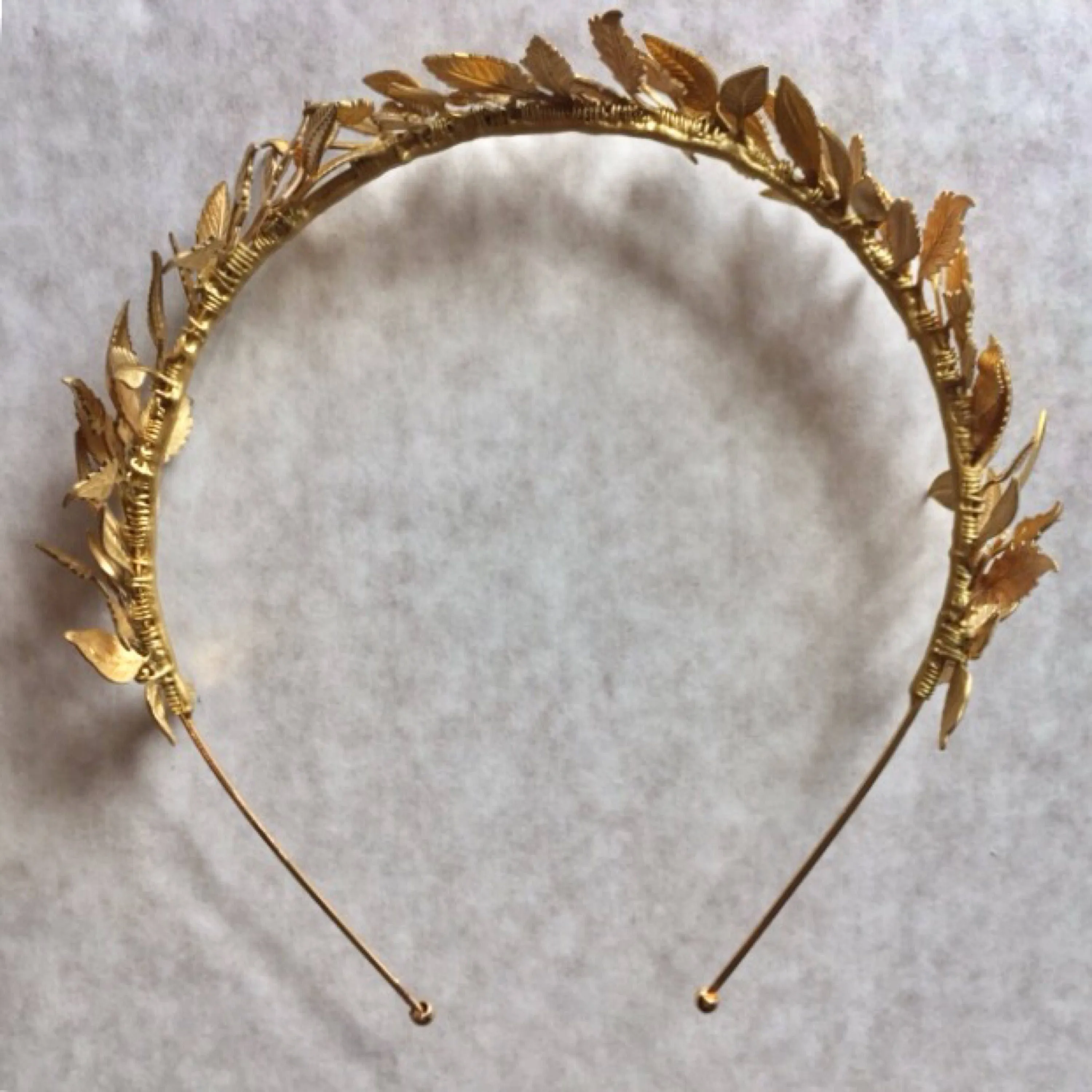 The MAISIE Leaf Headband