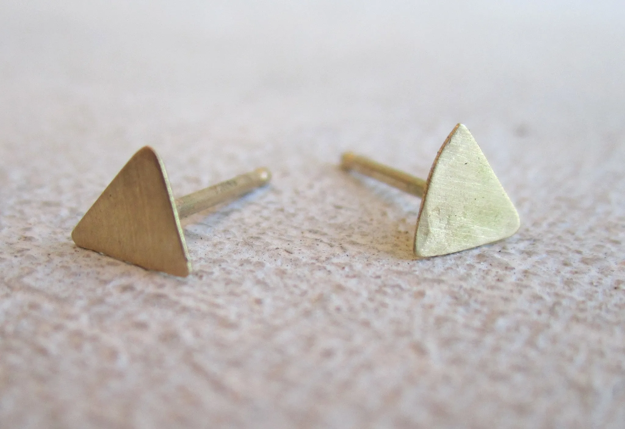 Thin Pyramid Shape Studs